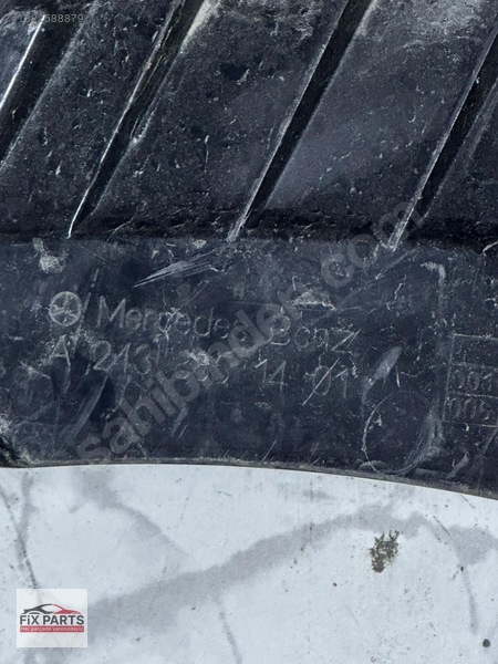 Mercedes EQB Tampon (Ön)