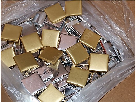 Used & Brand New Items / Foods & Feed / Candies & Chewing Gums / Chocolates & Wafers