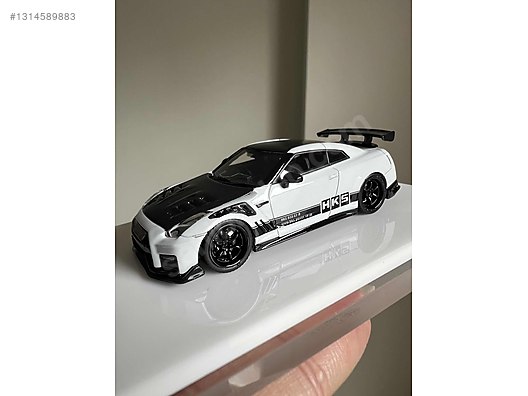 Davis & Giovanni Diecast Model 1:64 Nissan Araba - 1314589883