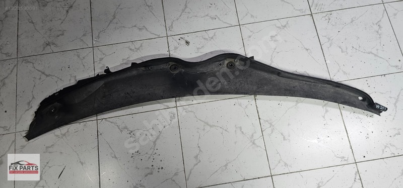 BMW 5 Serisi Tampon Izgarası