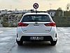 Vasıta / Otomobil / Toyota / Auris / 1.4 D-4D / Active