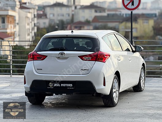 Vasıta / Otomobil / Toyota / Auris / 1.4 D-4D / Active