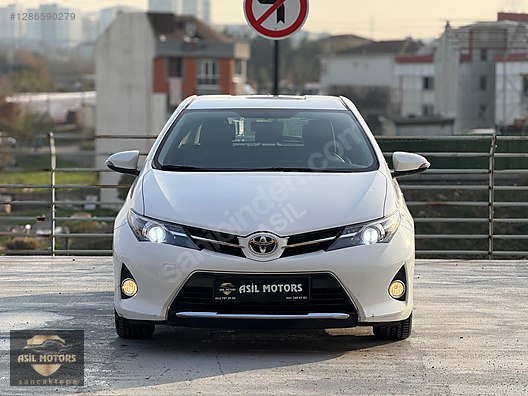 Vasıta / Otomobil / Toyota / Auris / 1.4 D-4D / Active