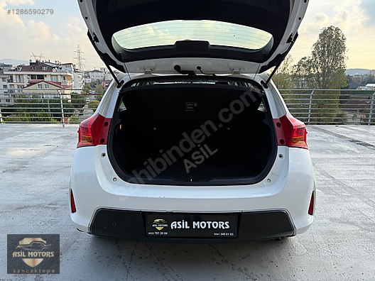 Vasıta / Otomobil / Toyota / Auris / 1.4 D-4D / Active