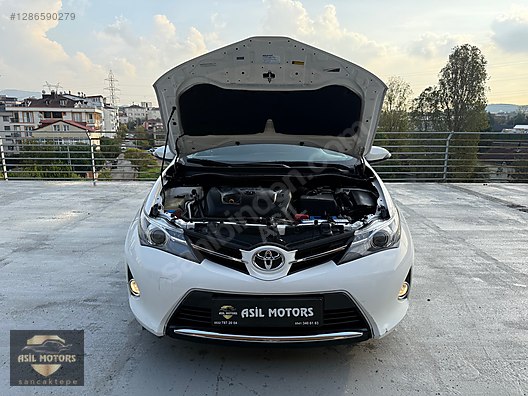 Vasıta / Otomobil / Toyota / Auris / 1.4 D-4D / Active