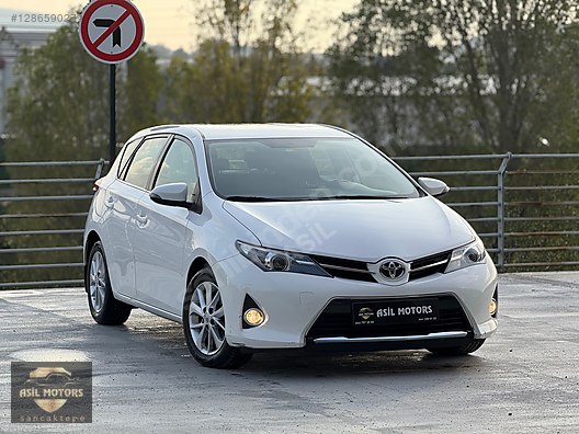 Vasıta / Otomobil / Toyota / Auris / 1.4 D-4D / Active
