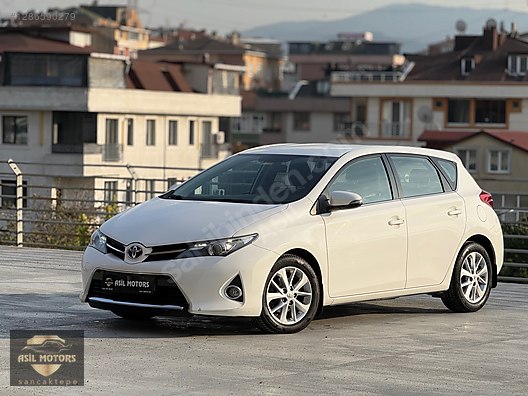 Vasıta / Otomobil / Toyota / Auris / 1.4 D-4D / Active