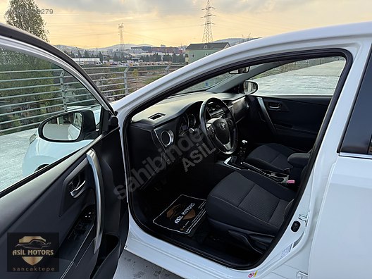 Vasıta / Otomobil / Toyota / Auris / 1.4 D-4D / Active