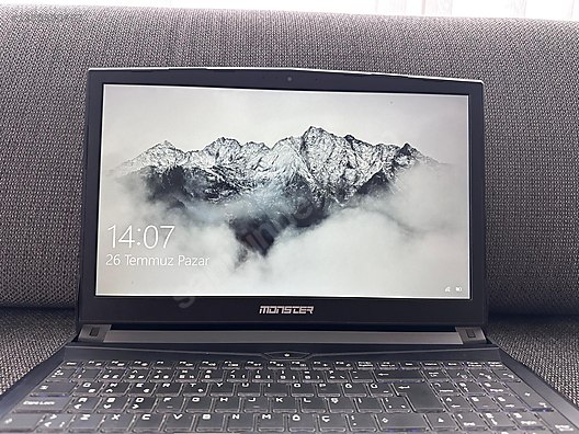 Intel Core i7 Monster Oyuncu Laptop - 1330590637