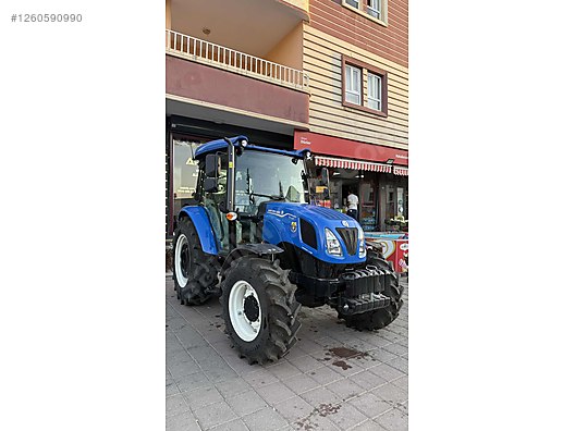 Machinery / Agricultural Machines / Tractors / New Holland / T4.75S