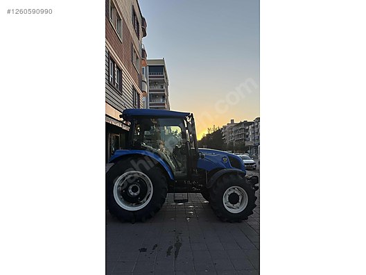 Machinery / Agricultural Machines / Tractors / New Holland / T4.75S