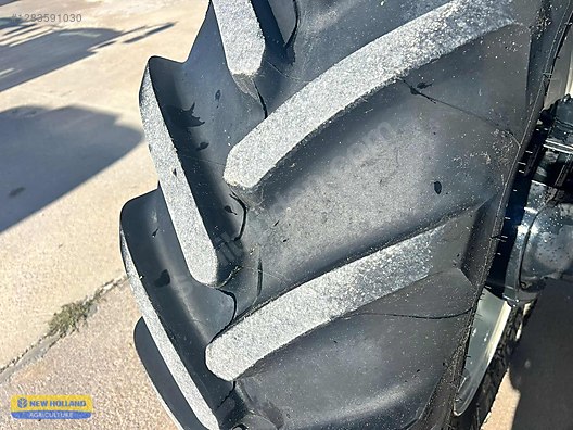 T5.140 2025 New Holland