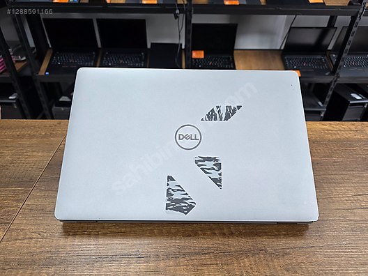 Dell / Dell Latitude 5511 İ7 10850H 16/512 MX250 2G PİL %55