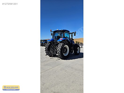 2023 TR6.125S New Holland