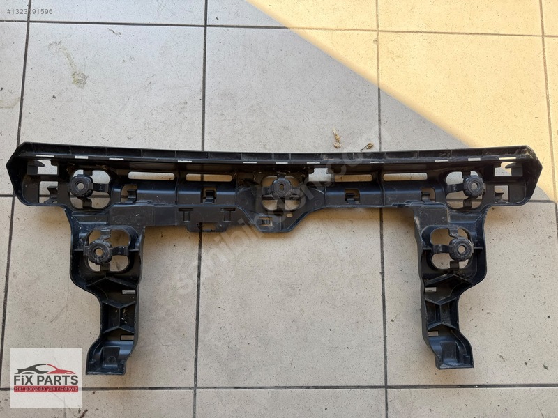 BMW 1 Serisi Tampon Braketi (Arka)