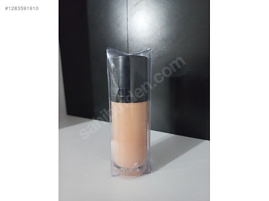 Used & Brand New Items / Beauty & Healthcare / Makeup Products / Face / Foundations