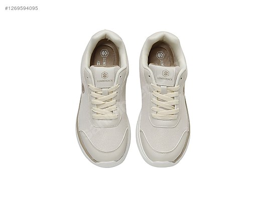 Used & Brand New Items / Clothing & Accessories / Women / Shoes / Sneakers