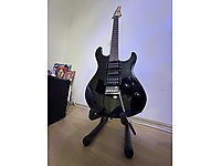 Yamaha ERG121C elektro gitar