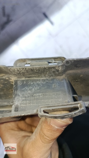 Mercedes C Tampon Braketi (Ön)