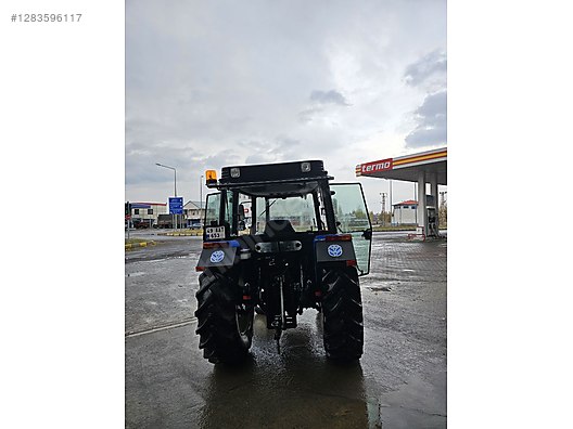 Machinery / Agricultural Machines / Tractors / New Holland / 75-56s