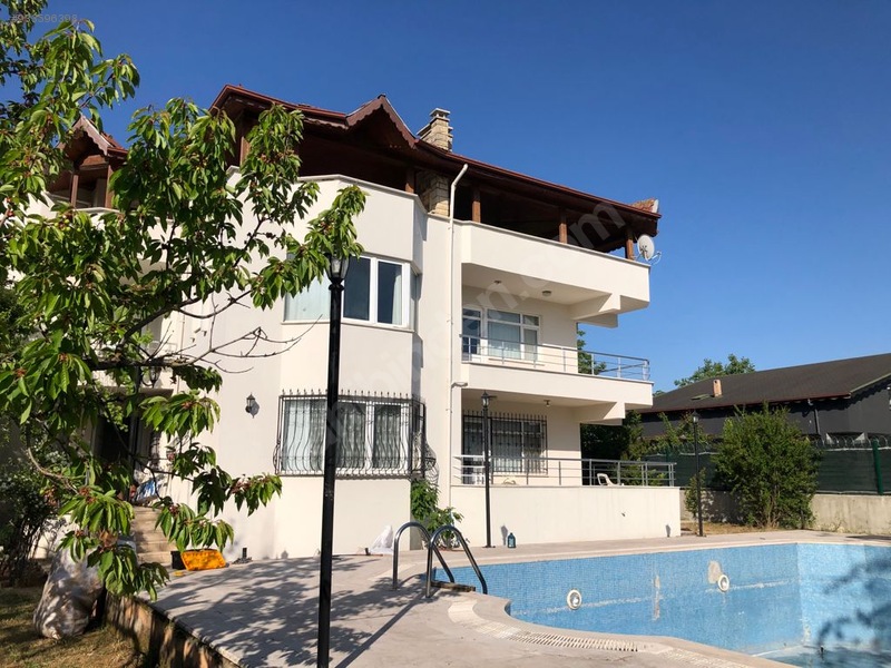 Yalova Merkez Safran Köyü Karatepe Mevkiinde Müstakil Villa Satılık