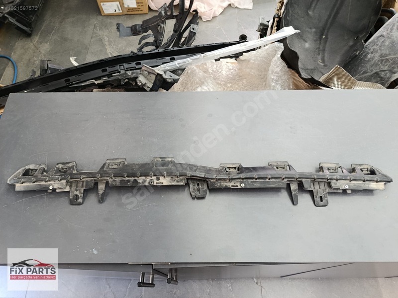 Mercedes E Tampon Braketi (Ön)