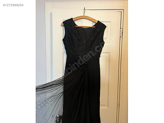 Used & Brand New Items / Clothing & Accessories / Women / Clothing / Dresses