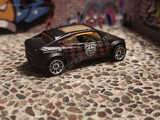 Matchbox Diecast Model 1:60 Pontiac Araba - 1340600041