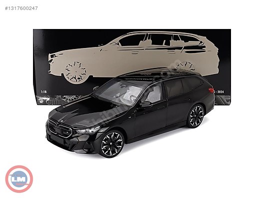Minichamps Diecast Model 1:18 BMW Araba - 1317600247