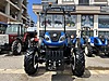 Machinery / Agricultural Machines / Tractors / New Holland / T4.110B