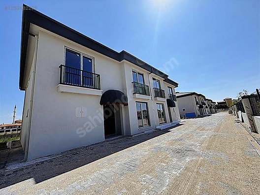 PARK GAYRİMENKUL AFYONKARAHİSAR MERKEZ SATILIK ÖZEL VİLLA...