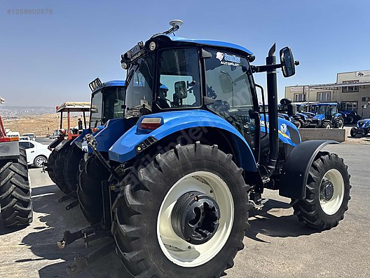 Machinery / Agricultural Machines / Tractors / New Holland / T5.115