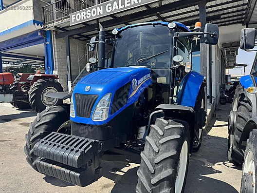 Machinery / Agricultural Machines / Tractors / New Holland / T5.115
