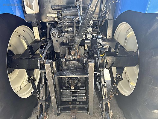 Machinery / Agricultural Machines / Tractors / New Holland / T5.115