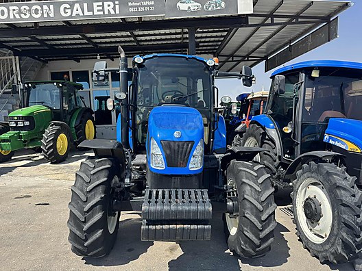 Machinery / Agricultural Machines / Tractors / New Holland / T5.115