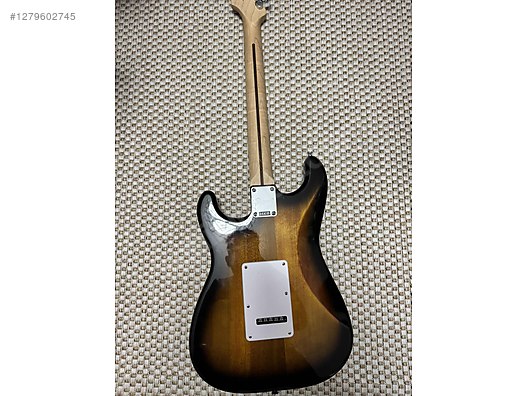 İkinci El ve Sıfır Alışveriş / Müzik / Müzik Aletleri / Telli Çalgılar / Gitar / Elektro