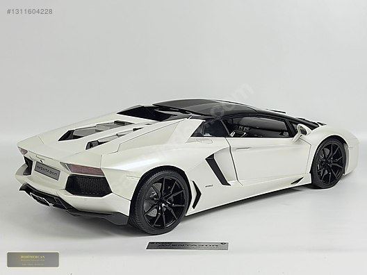 Pocher Diecast Model 1:8 Lamborghini Araba - 1311604228