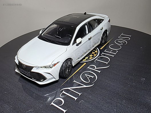 Paudi model 1/18 2018年モデルトヨタ アバロン 黒 Paudi Diecast Model 1:18 Toyota Araba - 1286604449