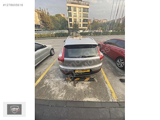 Vasıta / Arazi, SUV & Pickup / Volvo / XC40 / 2.0 D4 / Momentum