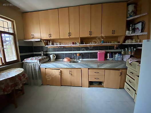 BURSA İZNİK GÖLLÜCE MAHALLESİNDE 846 M2 İÇİN DE MUSTAKİL EV Satılık