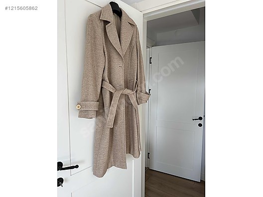 Used & Brand New Items / Clothing & Accessories / Women / Shoes / Classic Heels