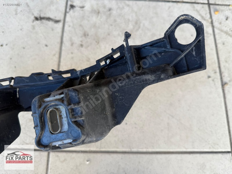 Mercedes C Tampon Braketi (Arka)
