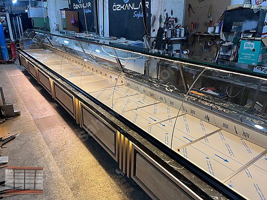 Machinery / Industrial /  Industrial Kitchen / Food Cooling & Keeping