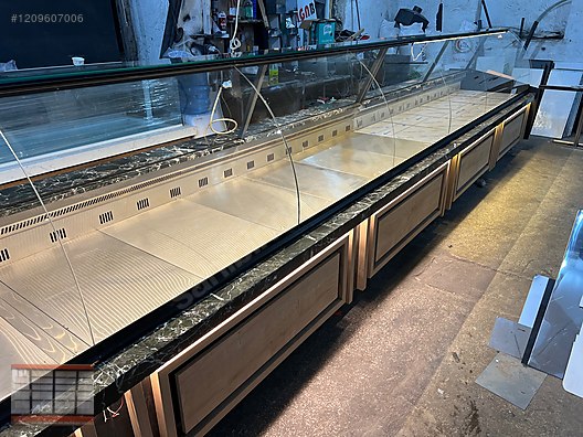 Machinery / Industrial /  Industrial Kitchen / Food Cooling & Keeping