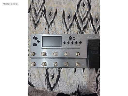 Mooer Ge300 - Prosesör ve Diğer Enstrüman Yan Ekipmanları