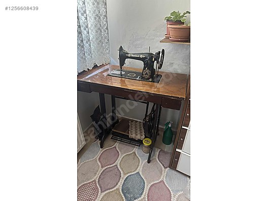 İkinci El ve Sıfır Alışveriş / Antika / Makine / Antika Dikiş Makinesi