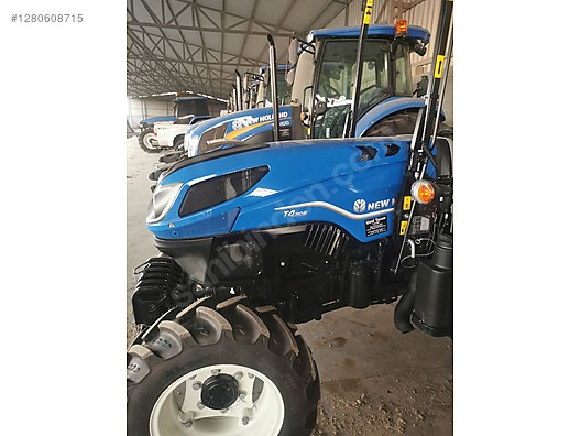 Machinery / Agricultural Machines / Tractors / New Holland / T4.110B