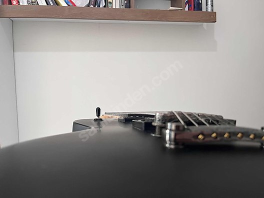 İkinci El ve Sıfır Alışveriş / Müzik / Müzik Aletleri / Telli Çalgılar / Gitar / Elektro