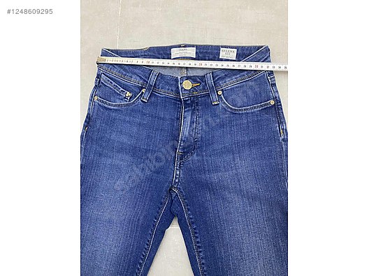 Used & Brand New Items / Clothing & Accessories / Women / Clothing / Shorts