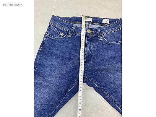 Used & Brand New Items / Clothing & Accessories / Women / Clothing / Shorts